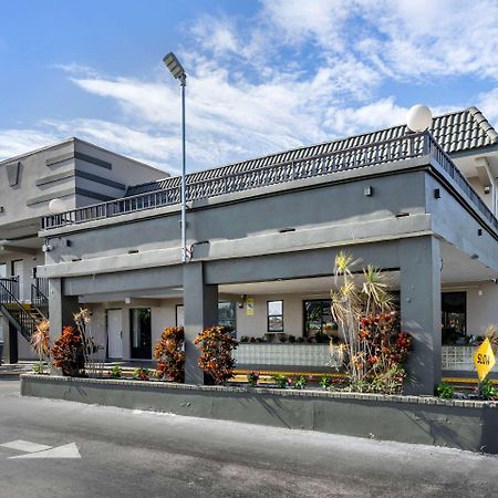 Rodeway Inn Clearwater-Dunedin Eksteriør bilde
