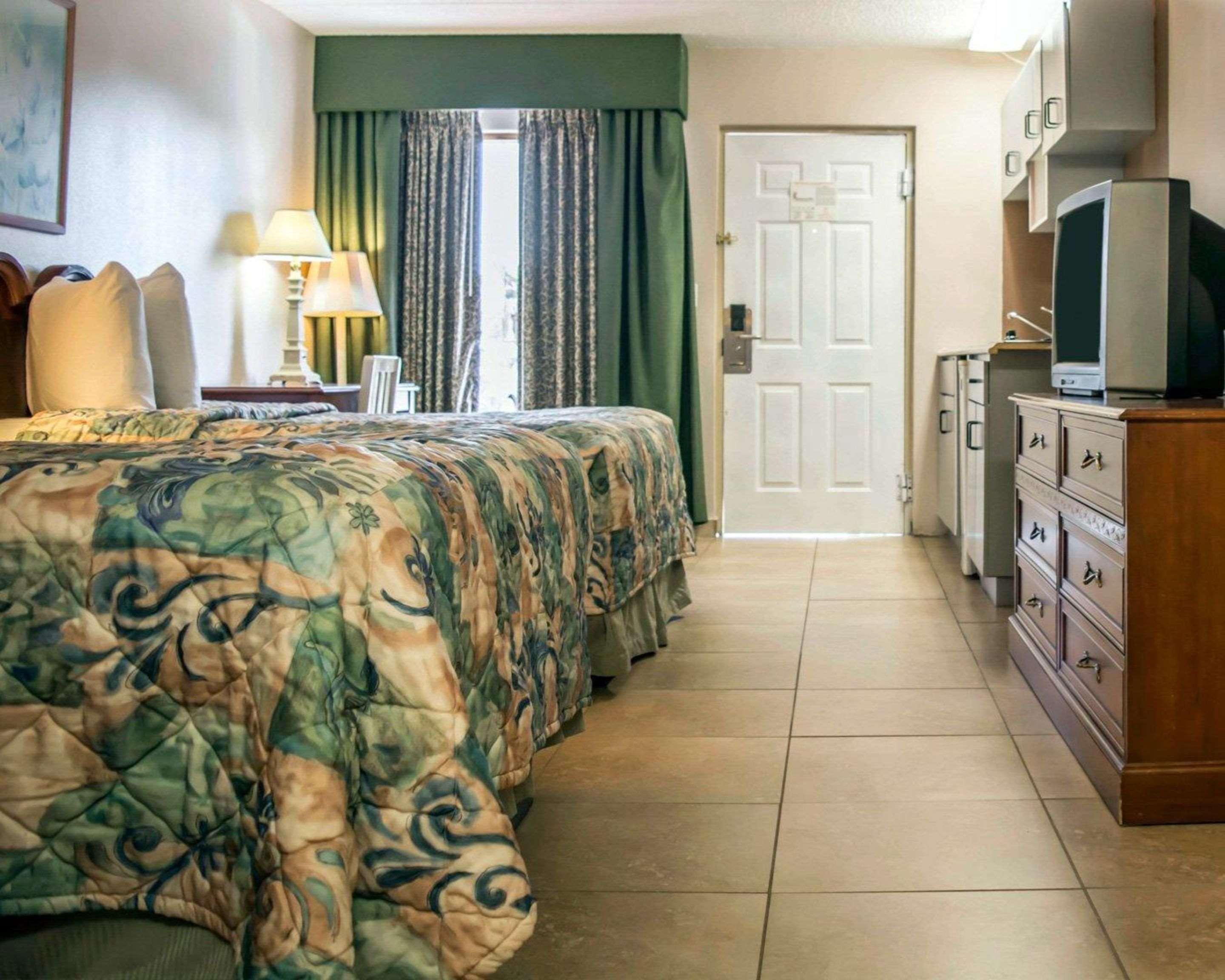 Rodeway Inn Clearwater-Dunedin Eksteriør bilde