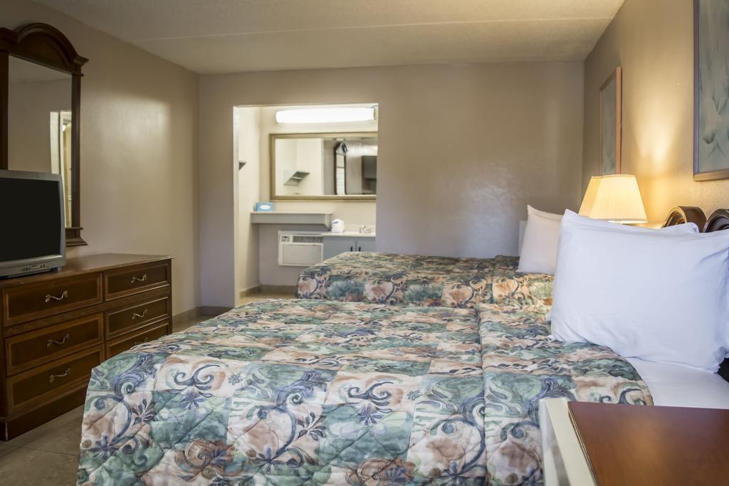 Rodeway Inn Clearwater-Dunedin Eksteriør bilde