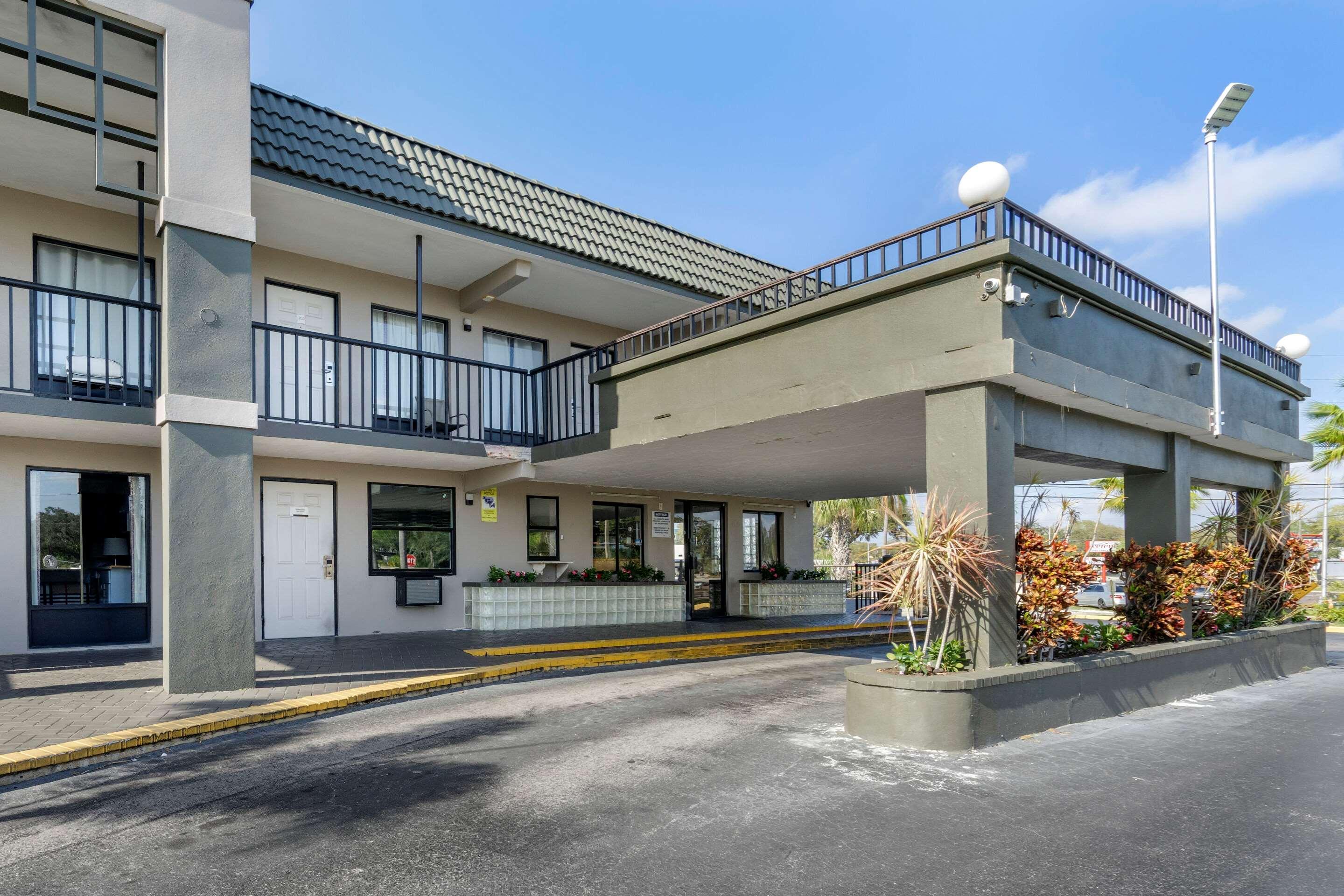 Rodeway Inn Clearwater-Dunedin Eksteriør bilde