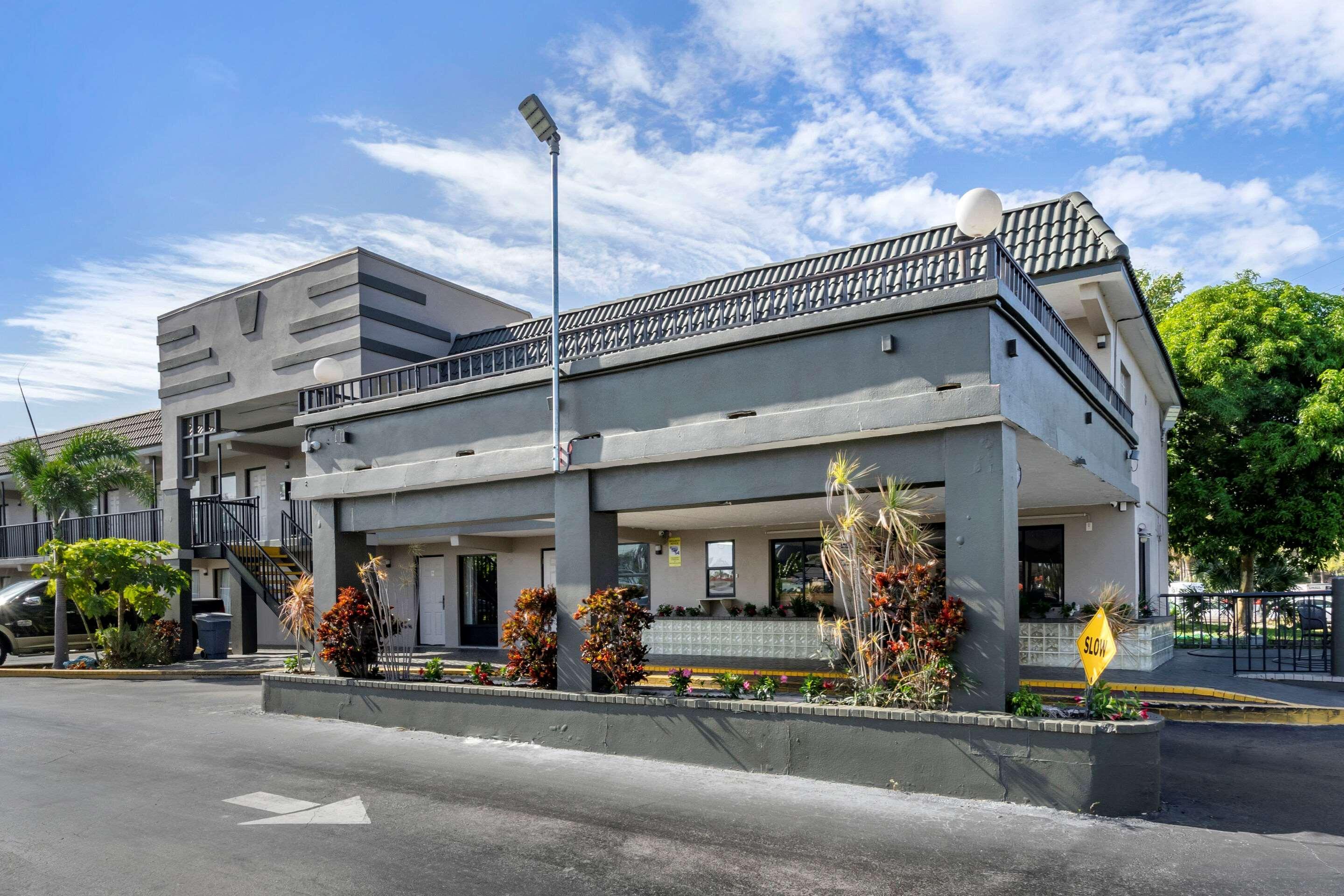 Rodeway Inn Clearwater-Dunedin Eksteriør bilde
