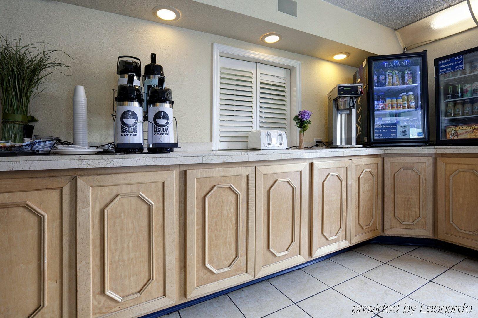 Rodeway Inn Clearwater-Dunedin Restaurant bilde
